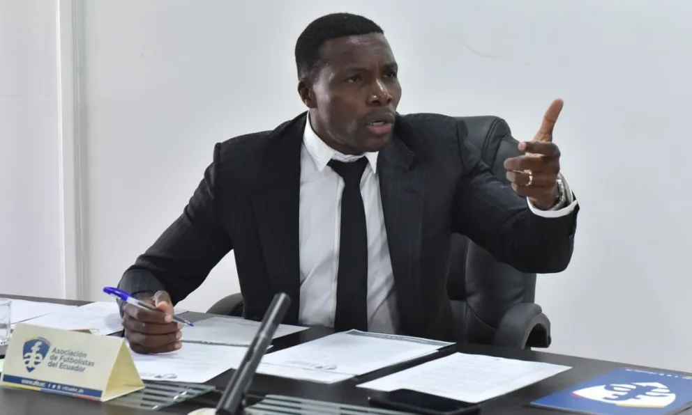 Tenorio es el actual presidente de la Asociación de Futbolistas del Ecuador. Foto: Radio La Red.