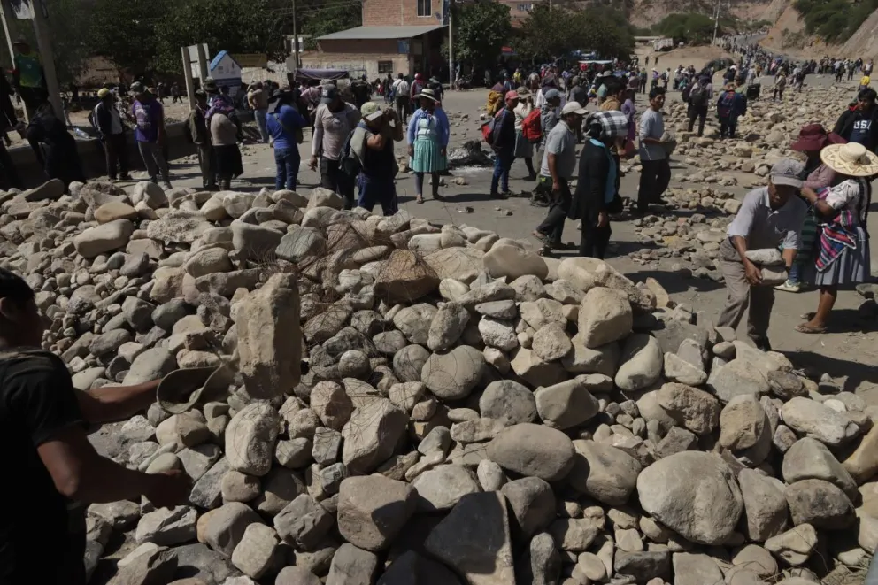 Uno de los últimos bloqueos en octubre, en la localidad de Parotani. Foto: APG