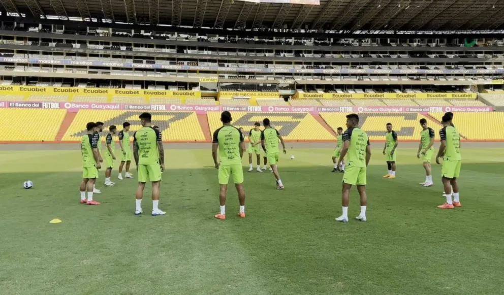 La Selección durante su entrenamiento en Guayaquil. Foto: Captura de pantalla.