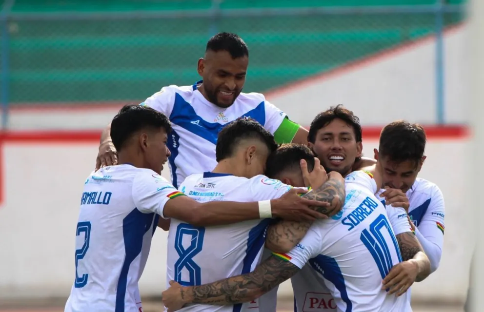 Jugadores de GV San José celebran uno de sus goles. Foto: APG.