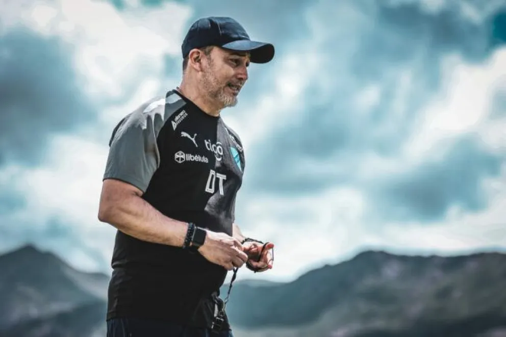 El argentino Flavio Robatto, director técnico del club Bolívar. Foto: CB