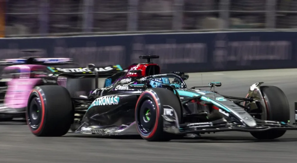 El británico George Russell, piloto de Mercedes, durante las pruebas de clasificación en Las Vegas. Foto: EFE