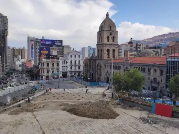 La Plaza de San Francisco estrena reformas en una semana | Visión 360