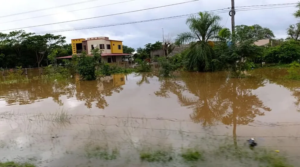 Casas bajo el agua en el municipio de San Julián. Foto: GAMSJ