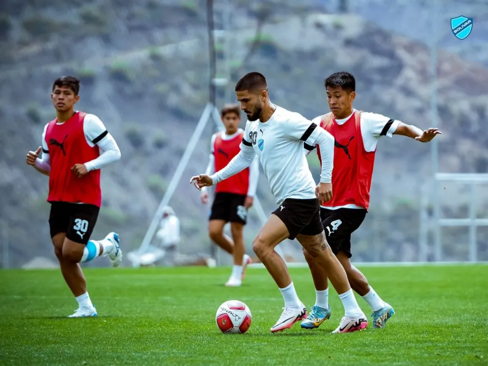 Entrenamiento de la Academia en Ananta. Foto: Club Bolívar.