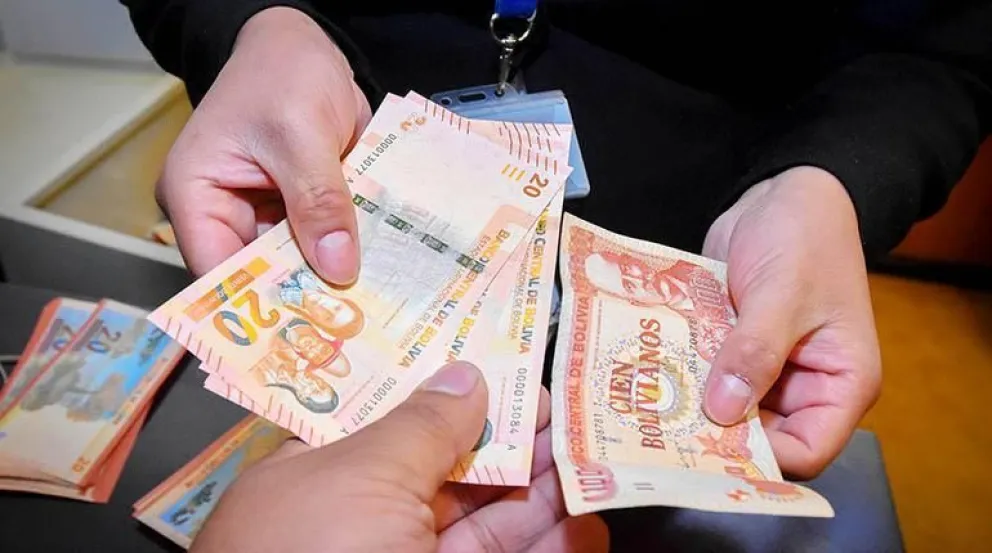 Una foto referencial de billetes bolivianos. Foto: Archivo