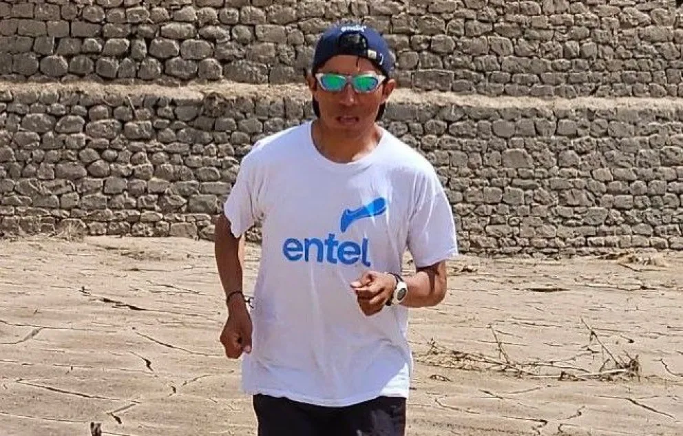 Héctor Garibay el fondista boliviano que compitió el domingo en Valencia, España. Foto: Héctor Garibay.