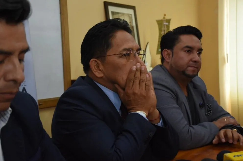 El El viceministro, Jorge Silva, acusó a los comerciantes mayoristas de aceite por la falta de ese producto en los mercados. Foto: APG