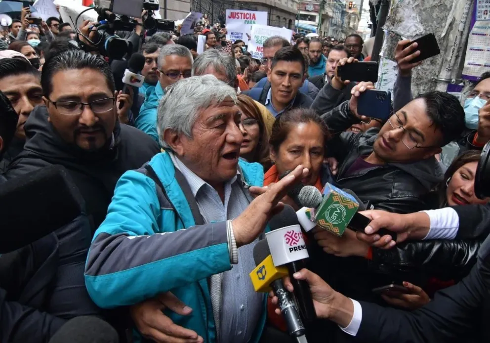 Arias, momentos antes de ingresar a la Fiscalía, este lunes. Foto: APG 