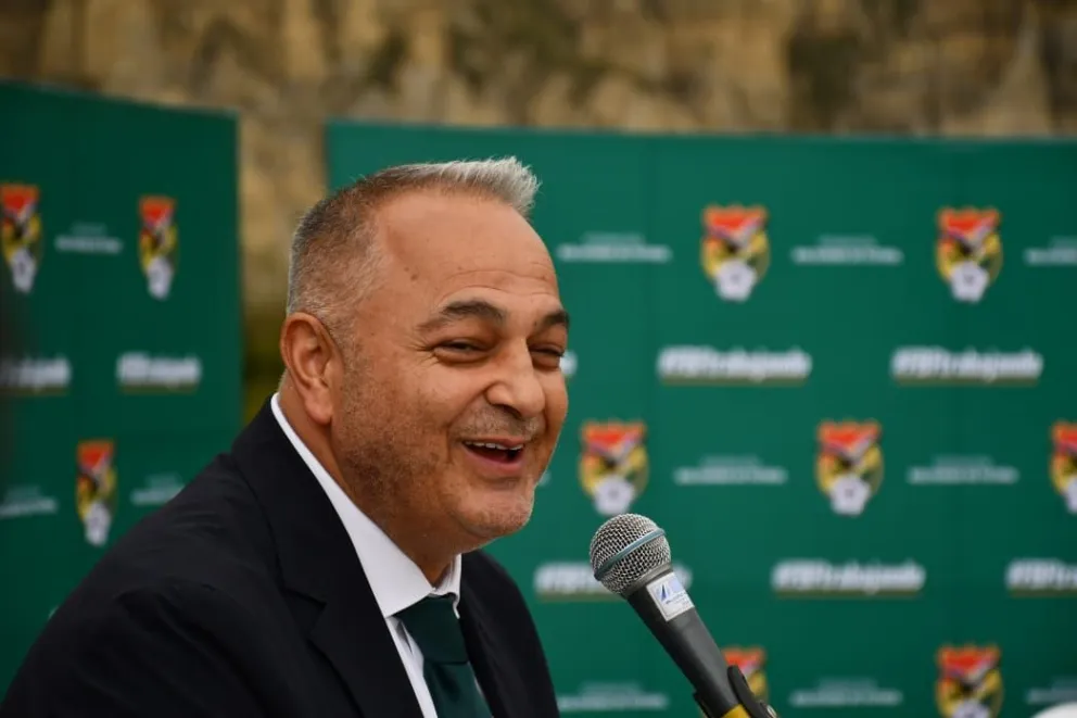 Fernando Costa, titular de la FBF, informó las negociaciones con empresas de televisión. Foto: APG