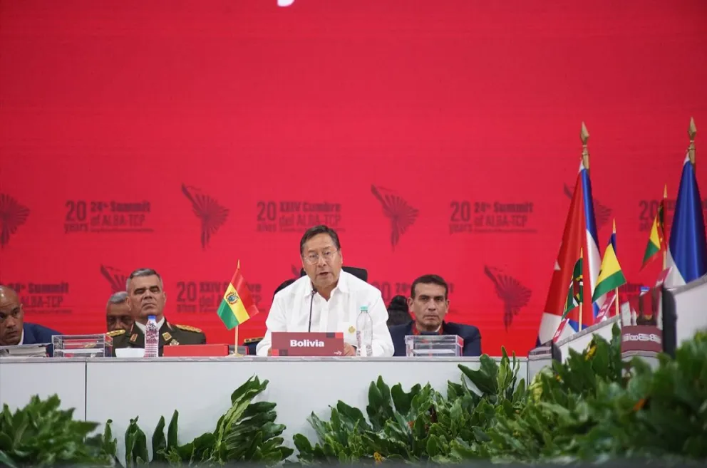 Arce, en su intervención en la Alba. Foto: Abi