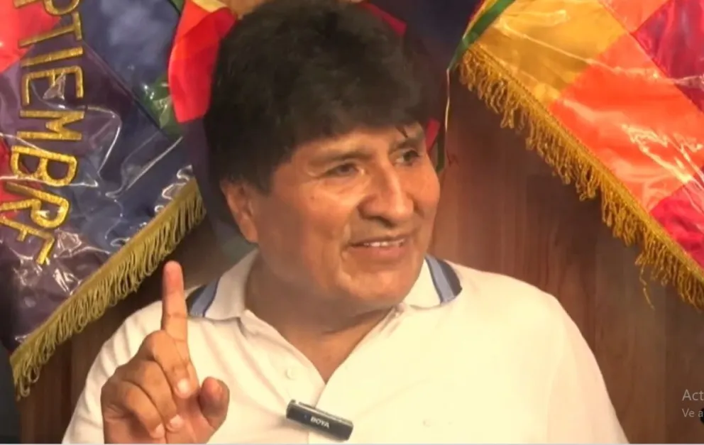 Evo Morales en su programa en radio Kausachun Coca este domingo 15 de diciembre de 2024