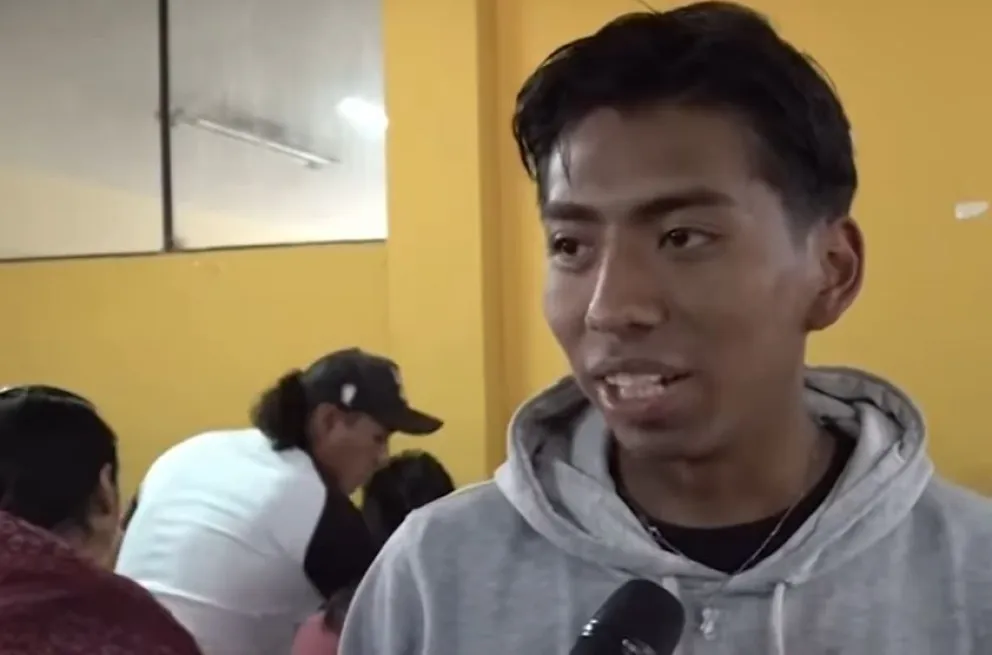 Un joven quien voto en las elecciones judiciales. Foto: captura DTV