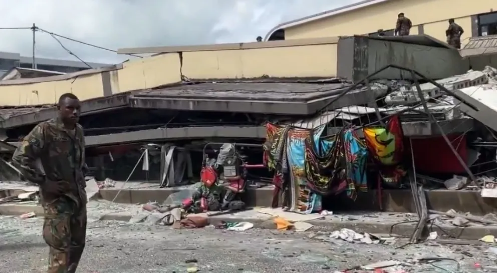 Parte de los daños en el oeste de Port Vila, Vanuatu, luego del potente sismo. Foto: Captura de video