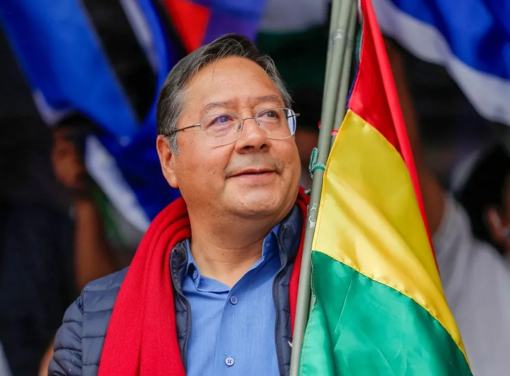 Arce, durante el acto por el Día de la Revolución Democrática y Cultural. Foto: Lucho Arce