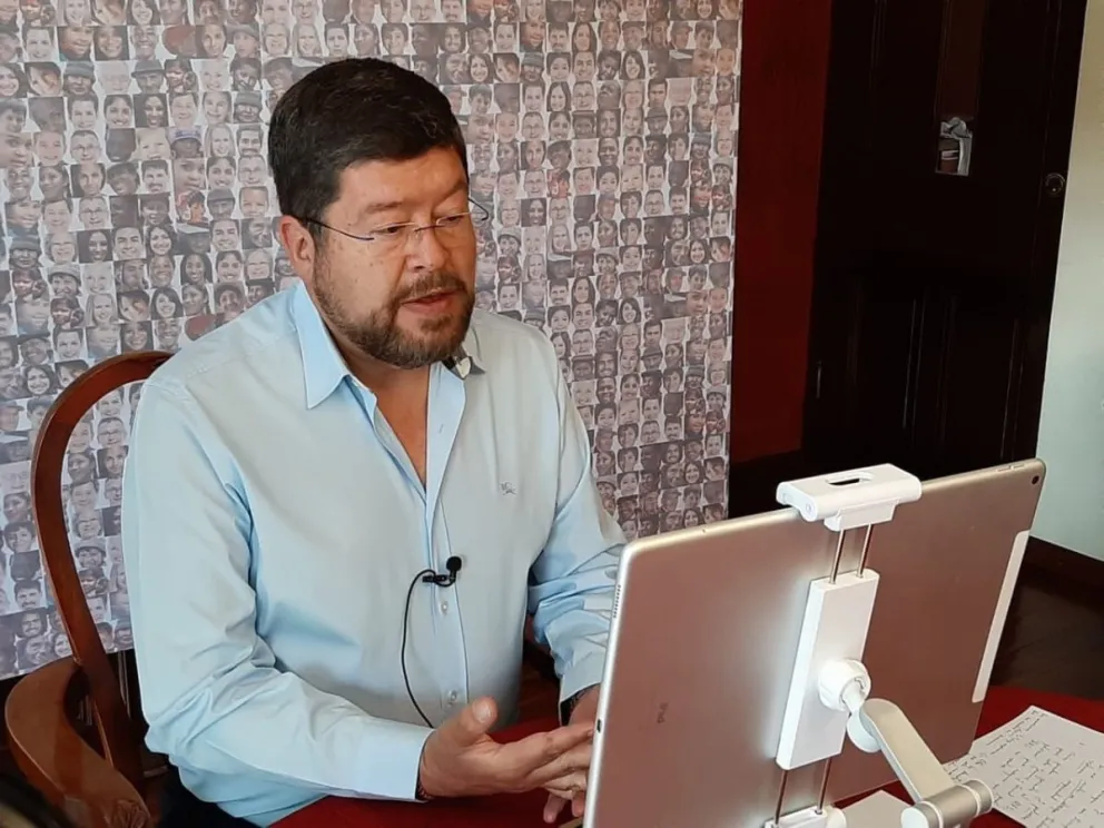 El empresario Samuel Doria Medina, pide a la gente  evitar que la unidad se pierda. Foto: ABI