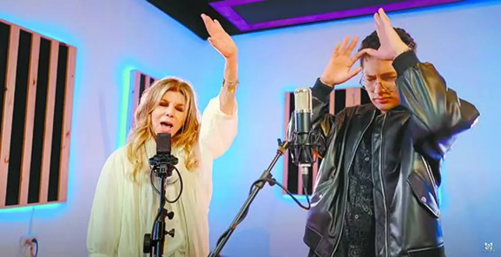 Jeanette y Calef Terán cantan en el videoclip. FOTO: Captura de pantalla