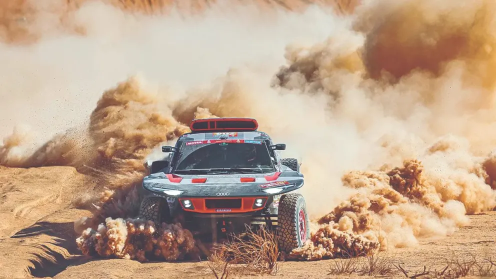 El piloto español Carlos Sainz, al mando de su bólido a inicios de este año. Foto: RTVE