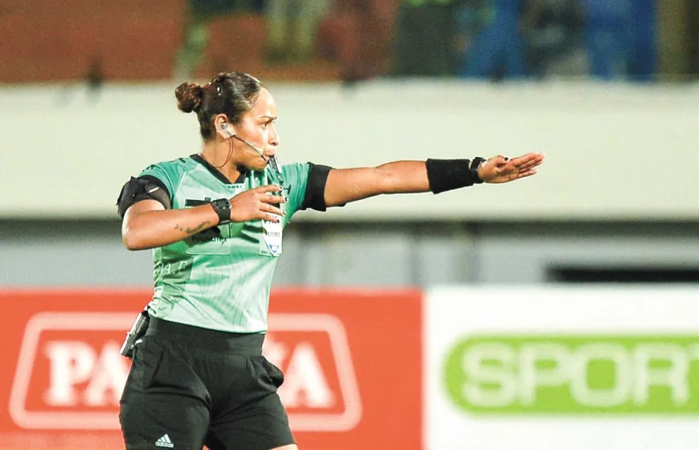 Alejandra Quisbert en el partido FC Universitario Wilstermann del 18 de diciembre de 2024. Foto: APG