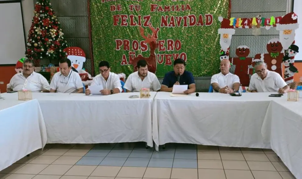 Los representantes de los sectores que cuestionan el modelo económico. Foto: Comité Cívico pro Santa Cruz