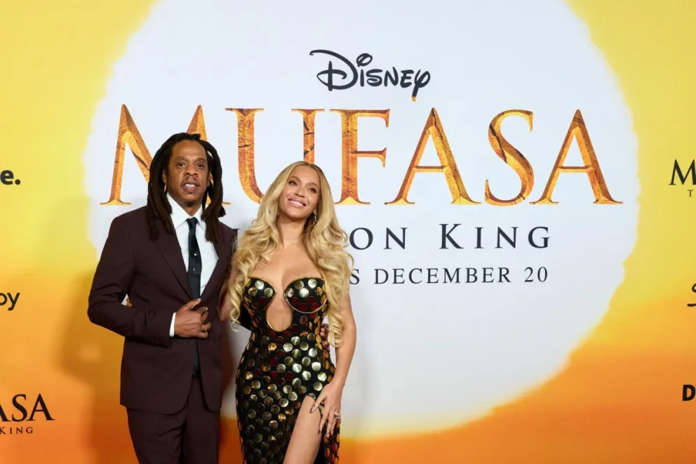 Los cantantes Jay-Z y Beyonce, en el prestreno de la película "Mufasa: el rey león" en el Dolby Theater de Los Angeles. Foto: EFE