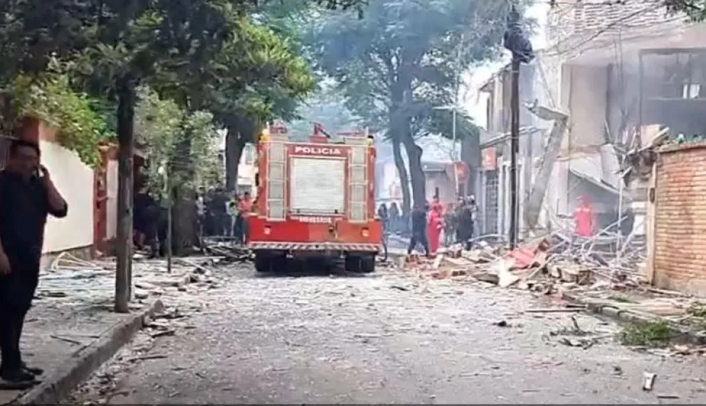 Una imagen de los destrozos que causó la explosión. Foto: Play Noticias