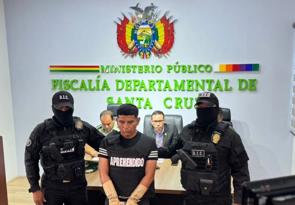 Richard Rojas González, el feminicida confeso de Sandra A. C., cuando fue presentado por las autoridades de la Policía. Foto: ABI