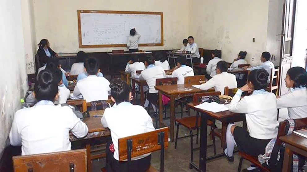 Estudiantes pasan clases, Foto: Erbol