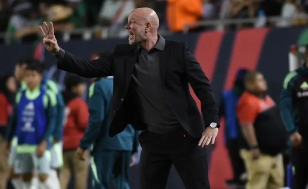 Zago está en el umbral de la dirección técnica del club The Strongest. Foto: ACZ