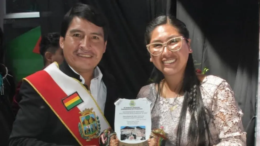 El gobernador de Chuquisaca Damián Condori, y la alcaldesa de El Alto, Eva Copa, en un acto pasado. Foto: Correo del Sur