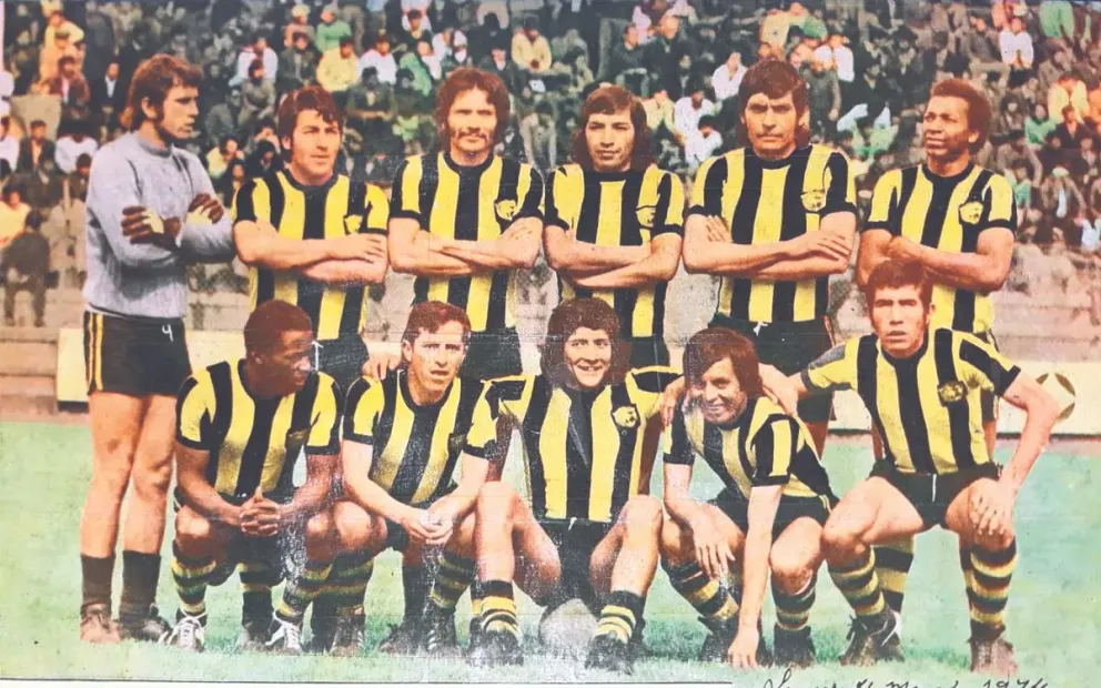 Onceno del equipo atigrado de 1974. Foto: Colección Julio Mamani