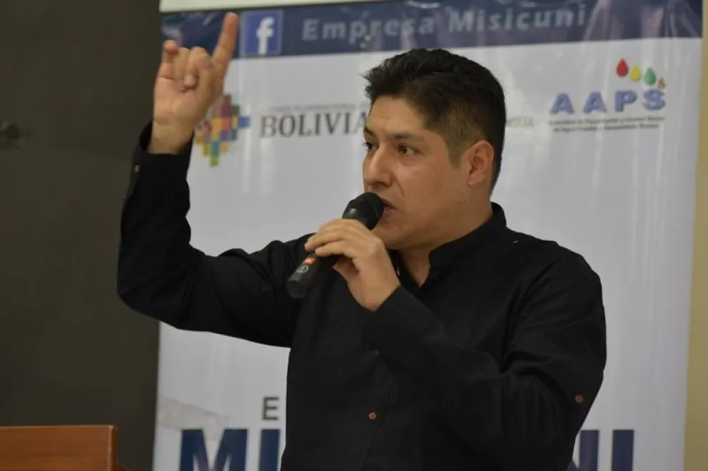 El exministro de Medio Ambiente. Alan Lisperguer, es investigado luego de ser alejado del gabinete este miércoles. Foto: Abi