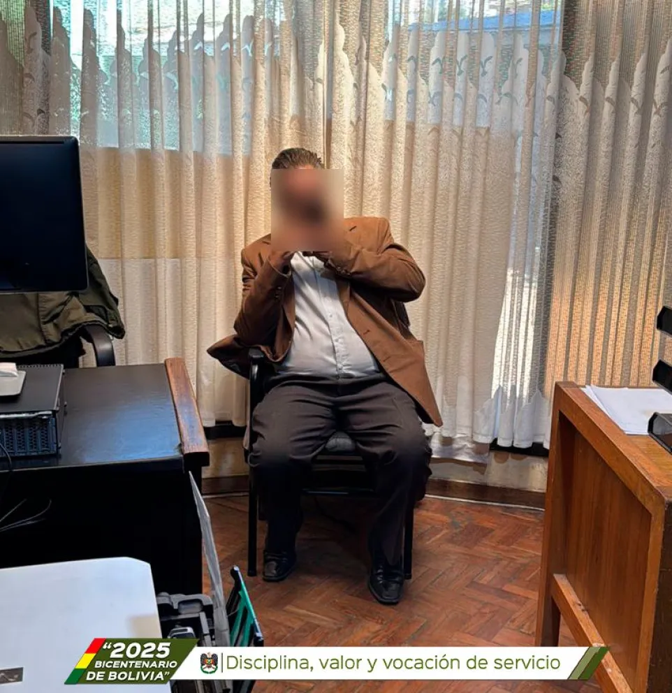 La persona que fue acusada de agredir verbalmente a una mujer y su niño mientras recogían tunas fue detenida  y se le iniciaron acciones legales. Foto: Abi