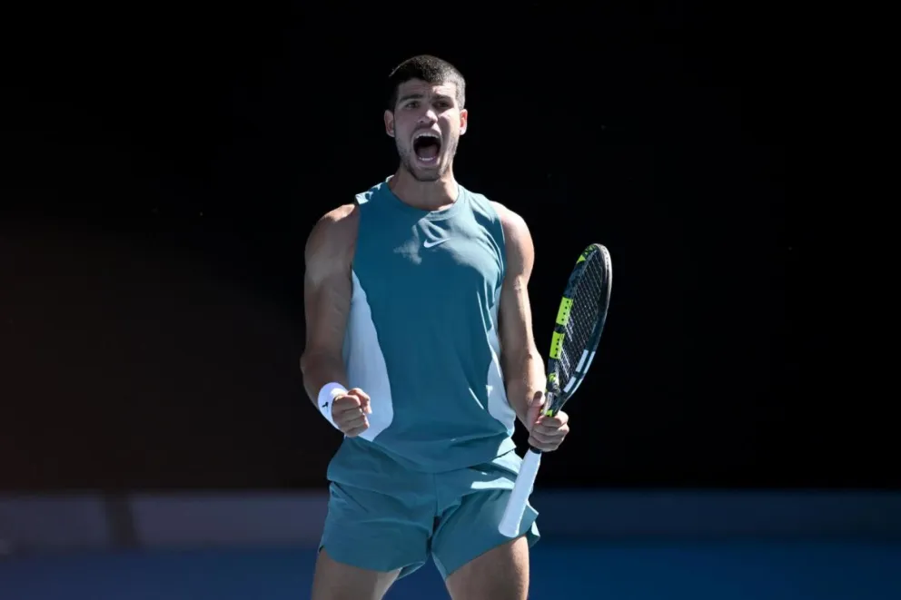 Alcaraz celebra su triunfo en su partido ante Borges por el Abierto de Australia. Foto: EFE.