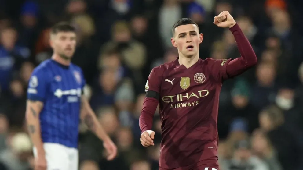 Phil Foden celebra su gol, el primero de la paliza del City. Foto: EFE