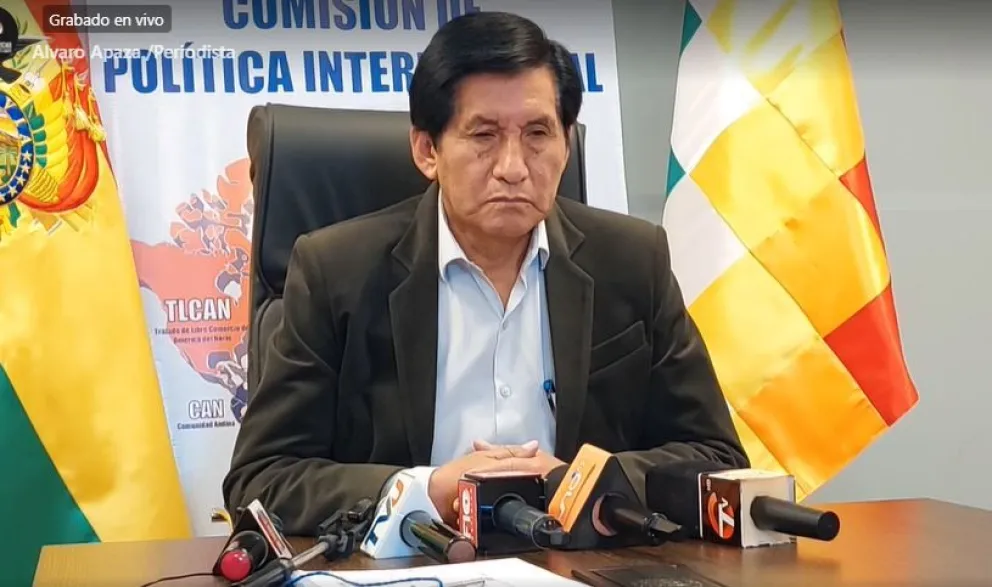 Félix Ajpi en su diálogo con los medios este lunes. Foto: Captura de video