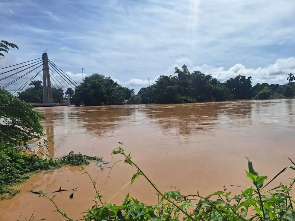 Una crecida del río Acre, en Cobija, por las intensas lluvias. Foto: Viceministerio de Defensa Civil