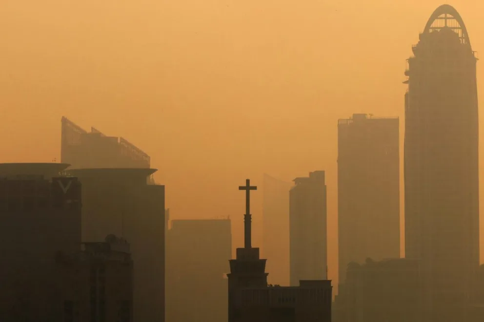 Imagen de Bangkok entre los elevados niveles de contaminación del aire registrados en la urbe. Foto: EFE