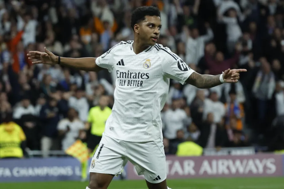 El delantero del Real Madrid Rodrygo Goes celebra tras marcar el segundo gol ante el Salzburgo, Foto: EFE