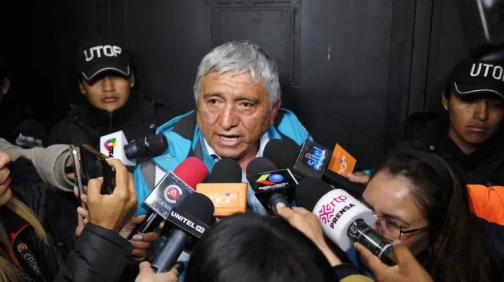 Iván Arias, alcalde de La Paz, brinda declaraciones a los periodistas. Foto: Captura