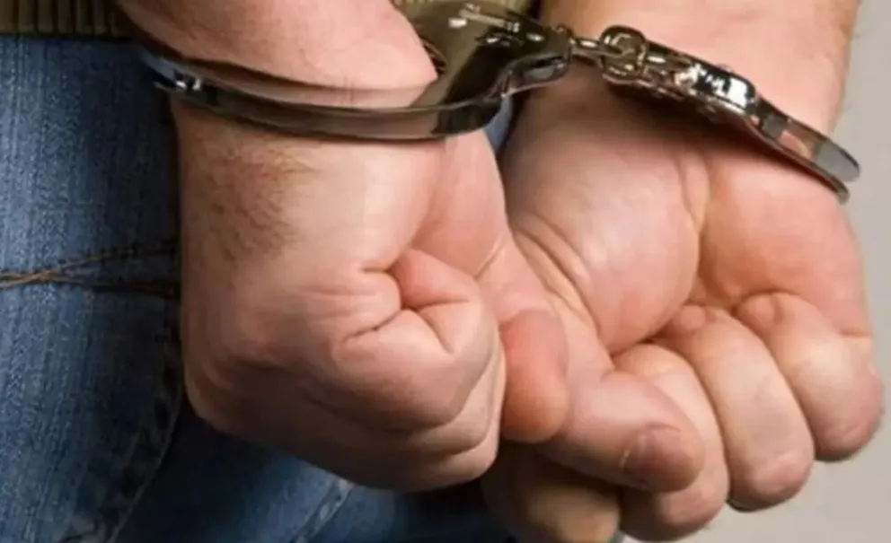 Imagen referencial de un detenido. Foto: FGE