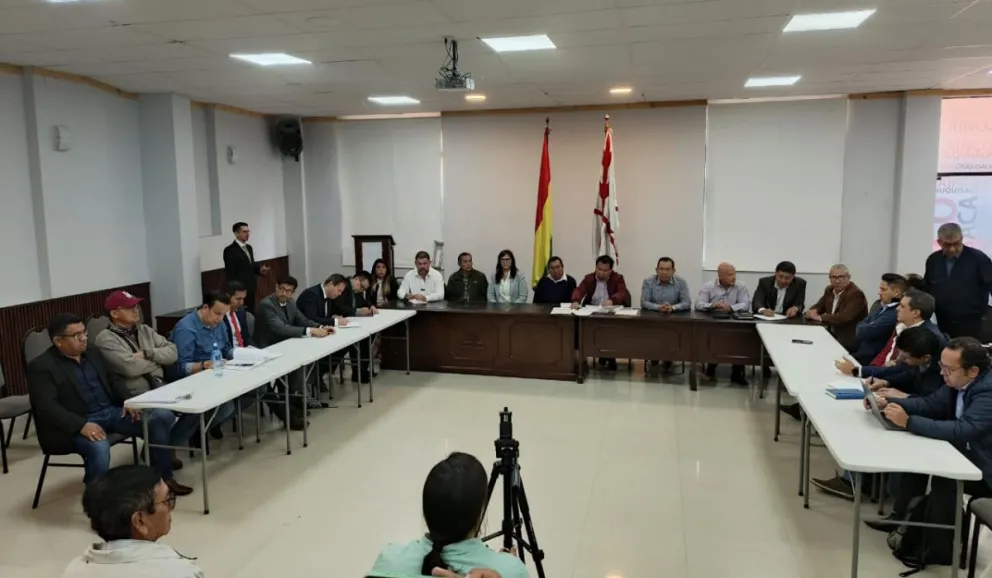 Empresarios de diferentes cámaras insisten en que se derogue artículo del PGE que faculta la confiscación de alimentos. Foto: APG