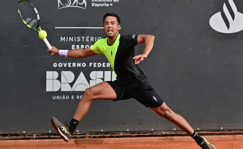 Dellien durante su partido de este jueves con Sakamoto. Foto: Instituto Sports.