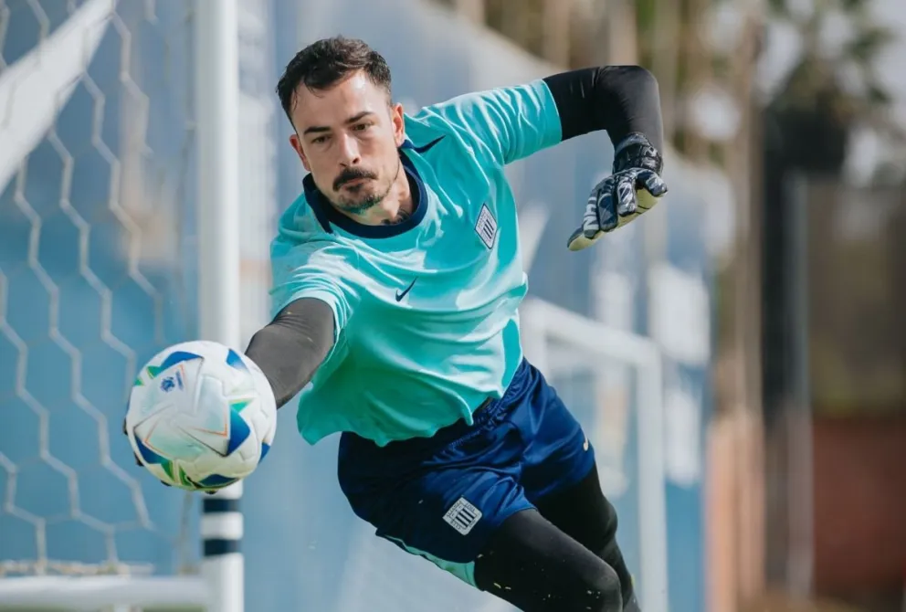 Viscarra en una sesión de entrenamiento del equipo de Alianza Lima. Foto: A.L
