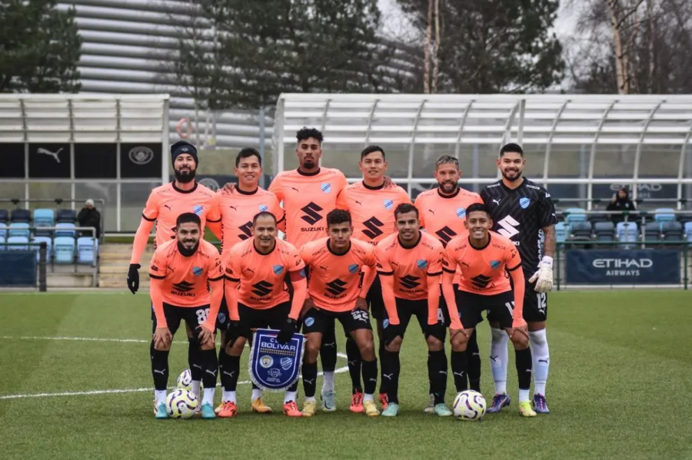 El onceno académico que jugó ante el Manchester City. Foto: Club Bolívar.