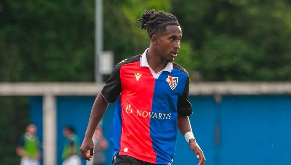 Cobel Sow García, el futbolista con ascendencia boliviana que puede llegar a la Selección. 