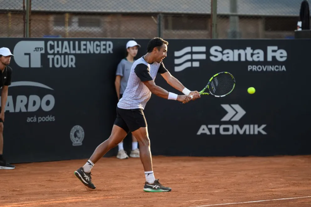 Hugo Dellien durante la final ante Carabelli. Foto: Rosario Challenger.