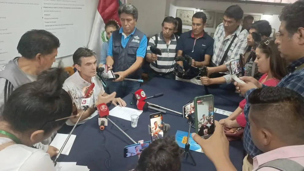 El precandidato Rodrigo Paz brinda conferencia de prensa. Foto: Equipo de Rodrigo Paz
