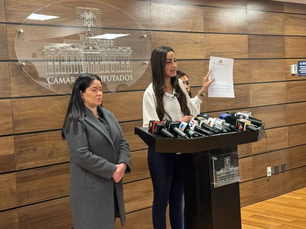 Luisa Nayar durante su pronunciamiento en una imagen difundida por su equipo de prensa.