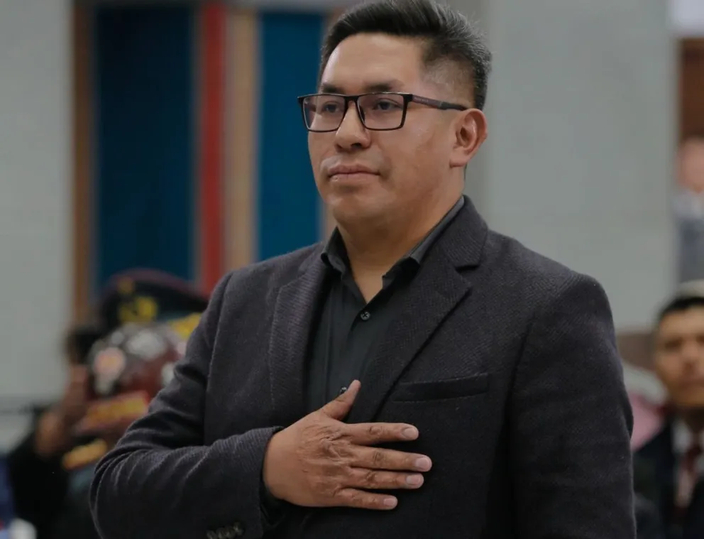 Zenón Mamani, luego de jurar como ministro este miércoles. Foto: Casa Grande del Pueblo